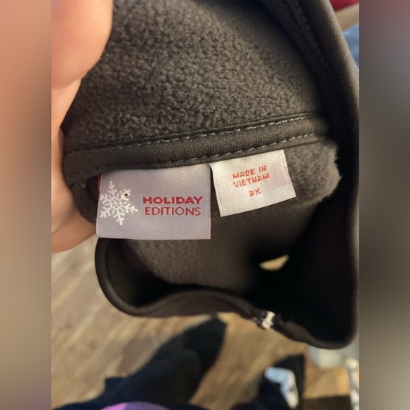 Christmas holiday vest Holiday editions size 3X woman’s black red feathe… - Picture 7 of 7